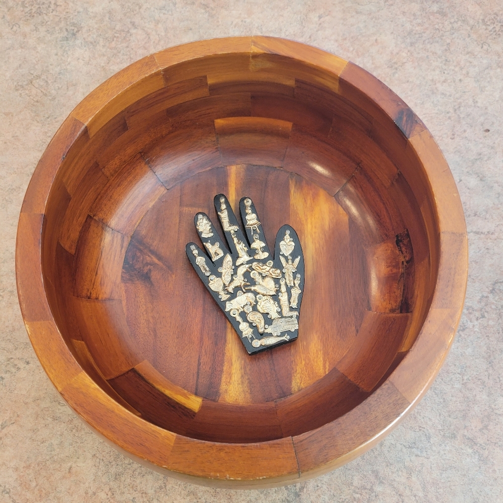 Large Wood Bowl ~ Michael Graves Design ~ Large Wooden Salad/Chip Bowl - Picture 10 of 16